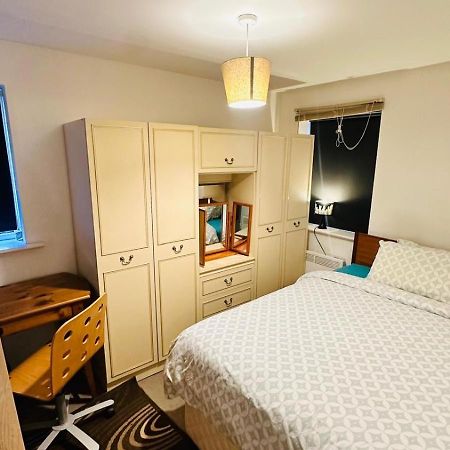 The Right Place. A Fabulous/Cozy Double Room Londres Exterior foto