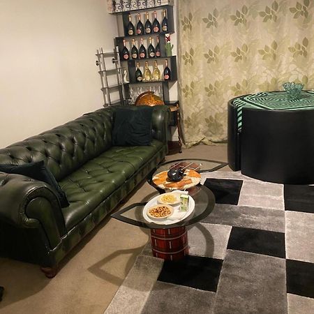 The Right Place. A Fabulous/Cozy Double Room Londres Exterior foto